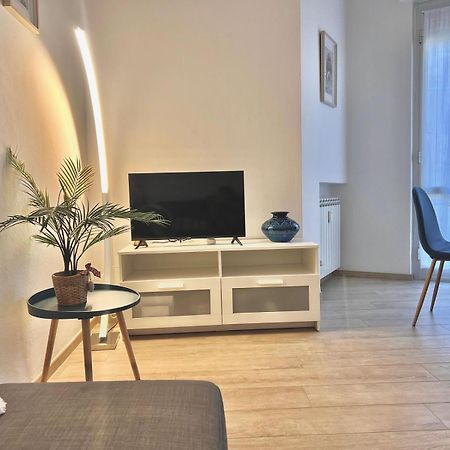 Casa Mila Apartment Savona Bagian luar foto